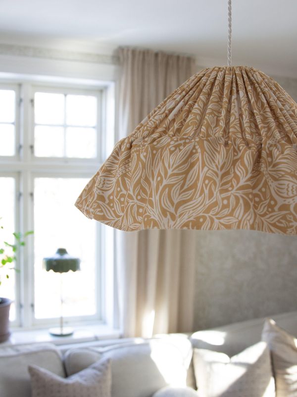 PR Home Stina Taklampa Eldertree Gul 40 cm
