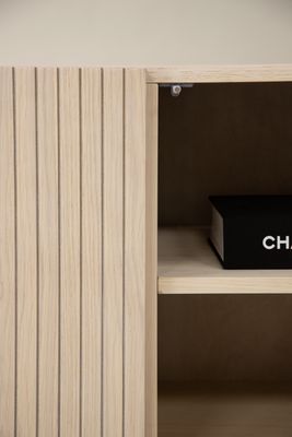 Vind Collection Björkön Low Cabinet Förvaring