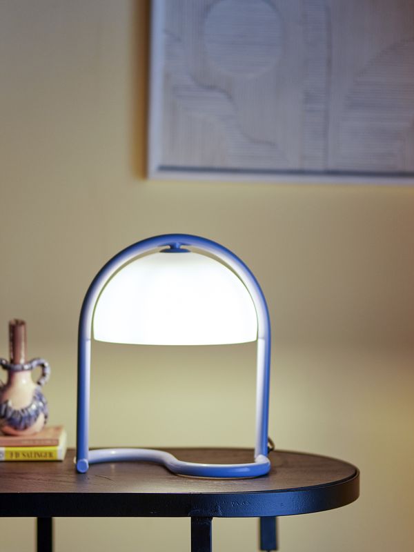Bloomingville Favour Bordslampa, Blå, Akryl, Ø24,5xH29,5 cm