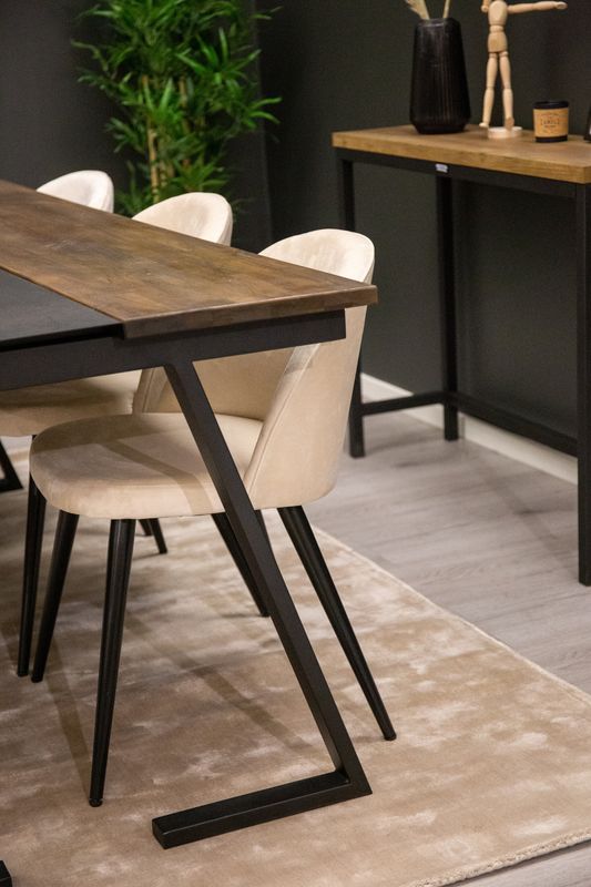 Venture Home Matgrupp Jakarta med stolarna Velvet