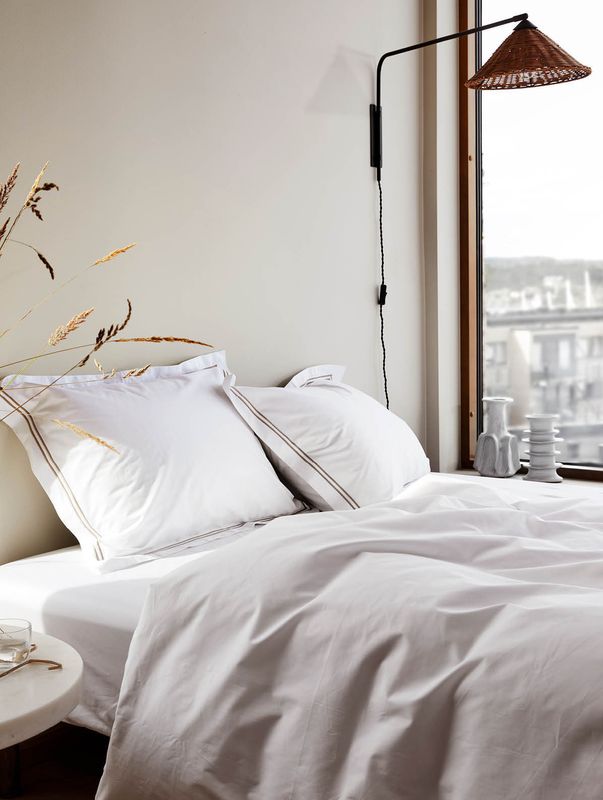 Høie Paris påslakanset vit 150x210 cm 2 delar