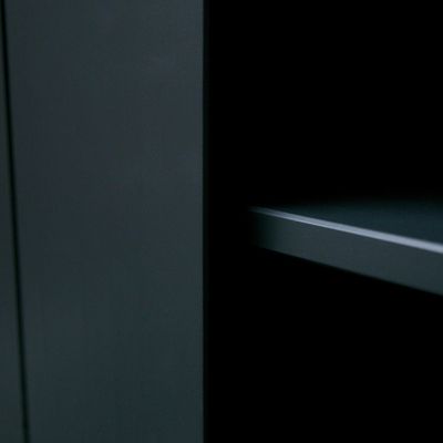 WOOOD MOVE Skjutdörrsskåp i Gran Mattsvart [FSC]