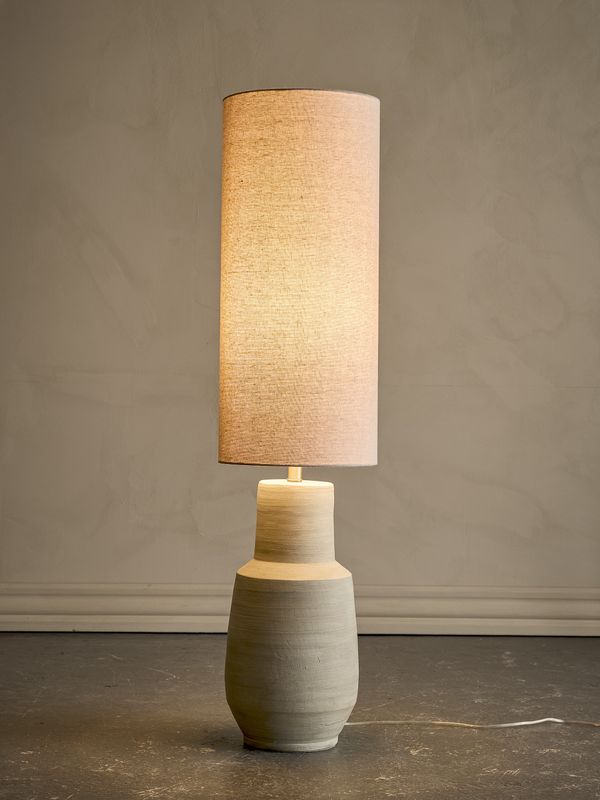 Bloomingville Linetta Golvlampa, Vit, Stengods, Ø28xH113 cm