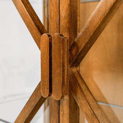 WOOOD Kella Vitrinskåp i Mangoträ