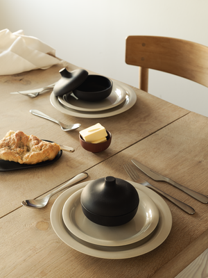 Design House Stockholm Sand Secret Medium, Svart Skål med Lock