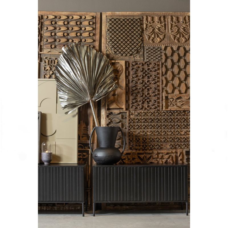 WOOOD NEW GRAVURE TV-bänk 100 cm i svart furu