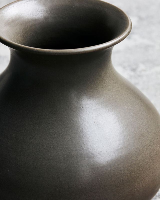 House Doctor Santa Fe Vas Shellish Mud