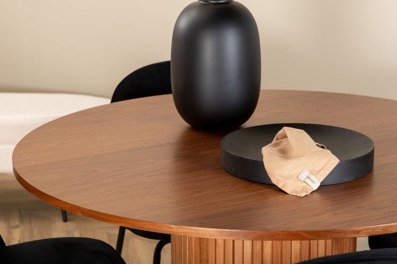 Venture Home Wrinkles & Bianca 4 st Matstolar Svart + Runt Matbord ⌀110 Valnöt