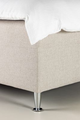 Venture Home Säng Mesa