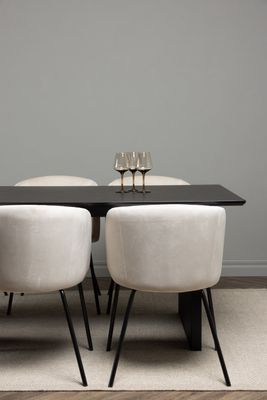 Venture Home Matgrupp Vail med stolarna Berit