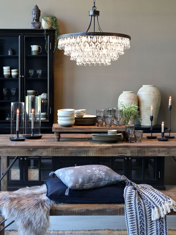 Chiq Antique Versailles Ljuskrona med droppformade glasprismor