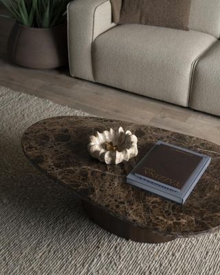 Eleonora Soffbord Bradley Brun