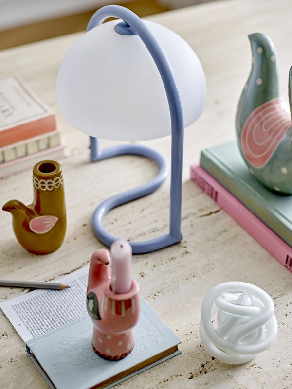 Bloomingville Favour Bordslampa, Blå, Akryl, Ø24,5xH29,5 cm