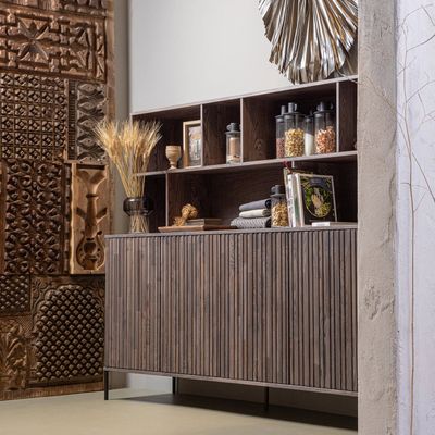 WOOOD NEW GRAVURE Vägghylla i Askfanér Espresso [FSC]