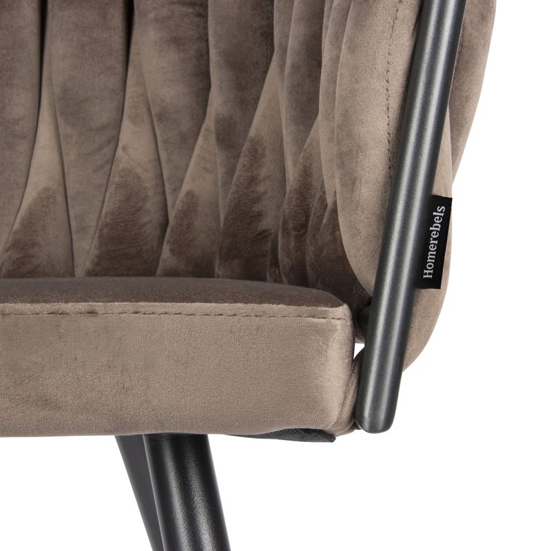 Homerebels Matstol Smokey Taupe – Sammet & flätad rygg