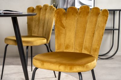 Venture Home Limhamn & Plaza 4 st Matstolar Gul + Runt Matbord ⌀100 Svart