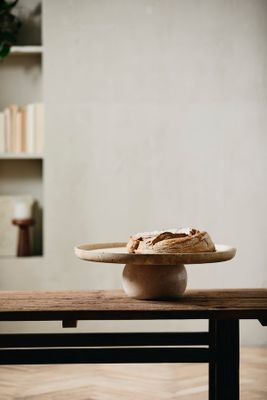 Nordal MASA bricka på fot - elfenben