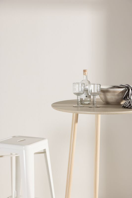 Venture Home Plaza Matbord