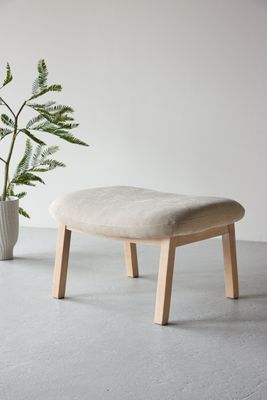 Venture Home Rile Ottoman – Elegant Sittpuff i Beige