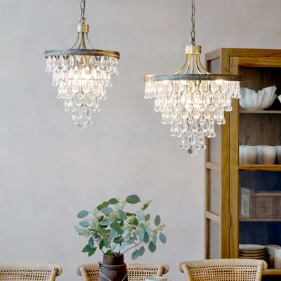 Chiq Antique Versailles Ljuskrona med droppformade glasprismor