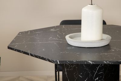 Venture Home Tvist & Marbs 4 st Matstolar Svart + Runt Matbord ⌀110 Svart