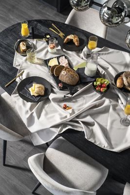 Eleonora Matbord Aron 300x110 - Svart