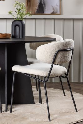 Venture Home Matgrupp Bootcut med 4st matstolar Chico