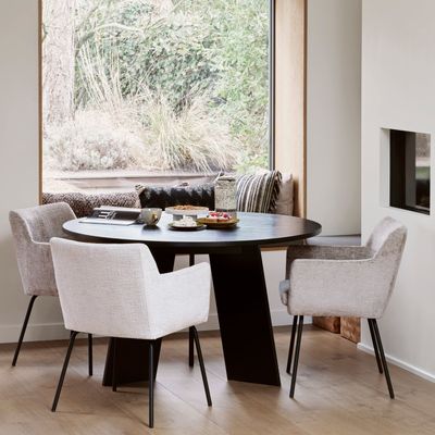 WOOOD Fries Matbord Ø129 cm Ek Svart [FSC]