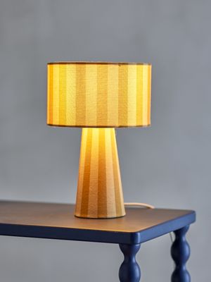 Bloomingville Emmie Bordslampa, Gul, Linne, Ø20xH30 cm