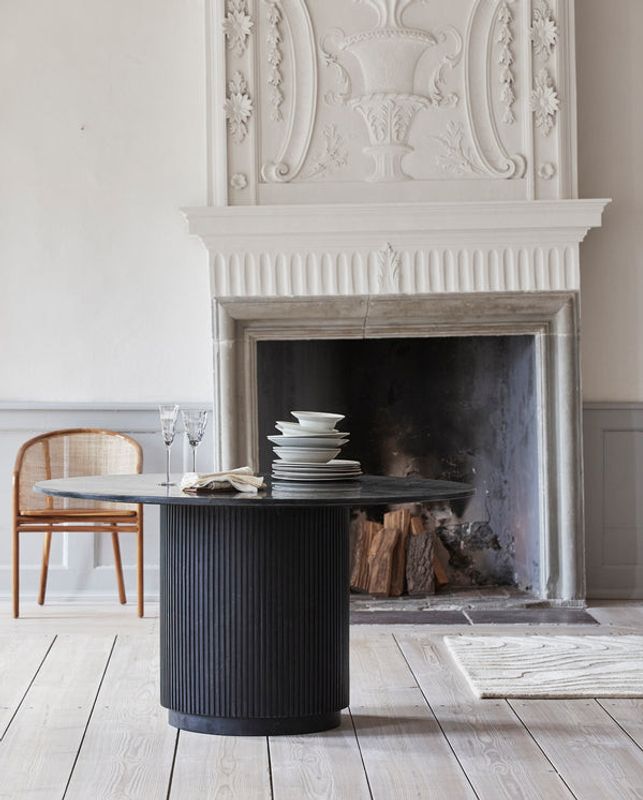 Nordal ERIE Rund Matbord - Svart Marmortopp