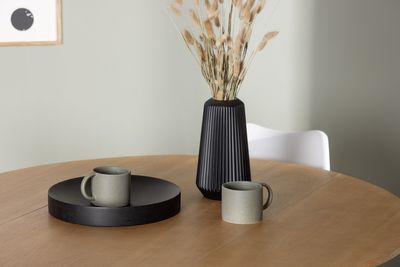 Venture Home Yakidon & Zeno Runt Matbord ⌀120 Brun + 4 st Matstolar Vit