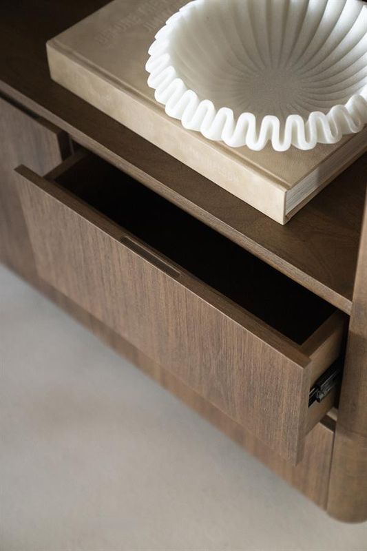 Eleonora Skåp Edward Brun