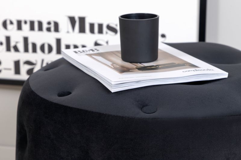 Venture Home Benjamin Puff - Elegant Sammet