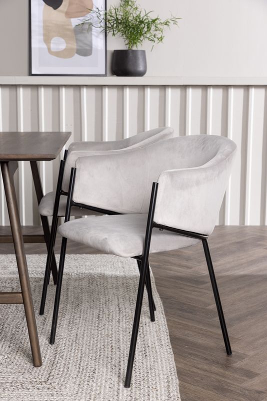 Venture Home Matgrupp Kaseindon med Evelina Stolar