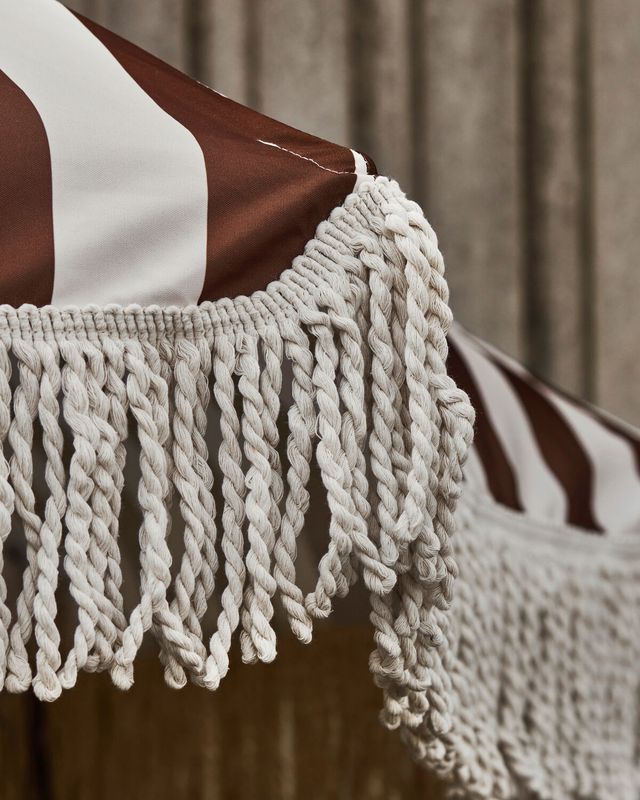 House Doctor Shade Parasoll Gyllenbrun Golden