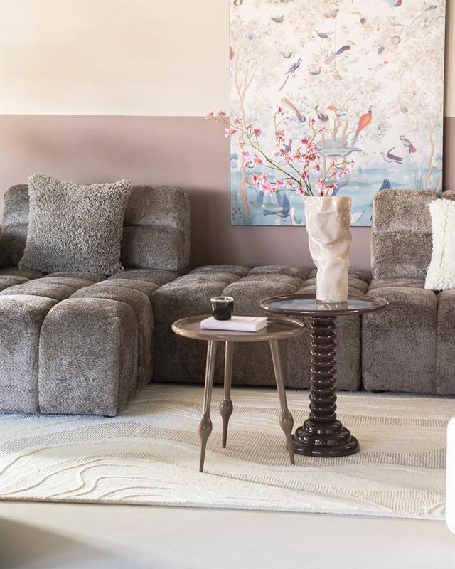 By Boo Basco Sidobord Brun