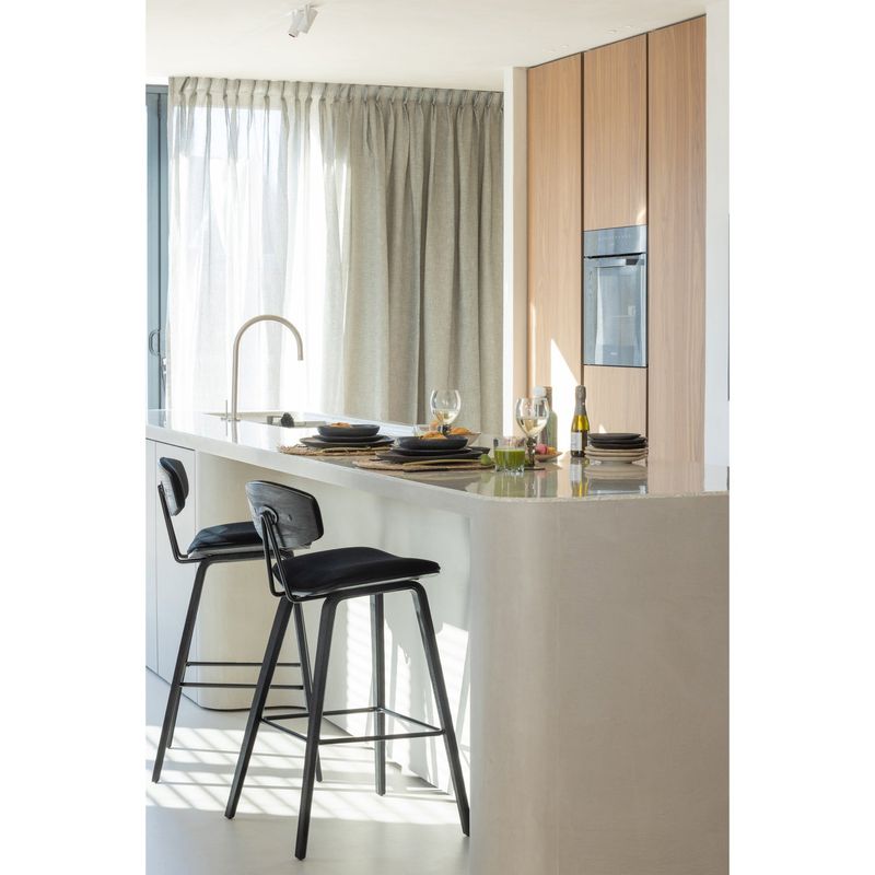 WOOOD SENN Barstol i Svart Sammet 2 st