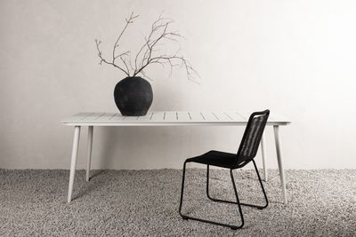 Venture Home Lina Bord - Stilrent Matbord i Beige