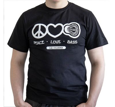 DD T-Shirt  Love,Peacebass