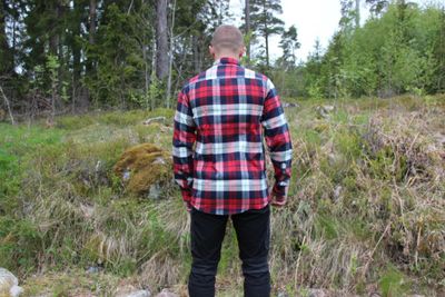 FLANELLSKJORTA GRÖNALINJER