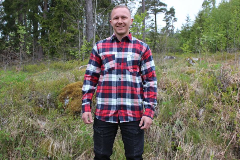 FLANELLSKJORTA GRÖNALINJER