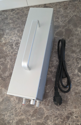 Justerbart laboratorieaggregat: 0–120 V DC / 0–30 A