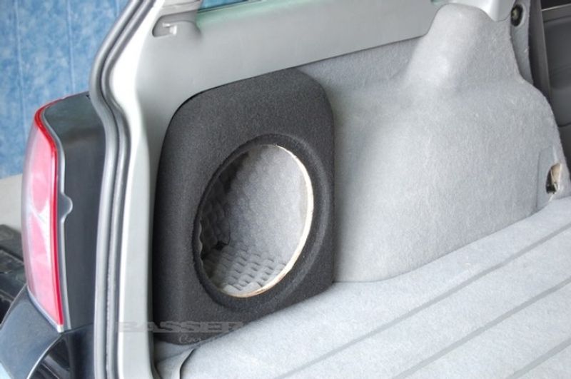 Baslåda VW Passat B5 kombi 10" -96-05
