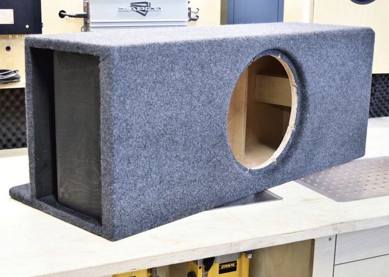 Comfortmat CARPET Svart (with glue) Full rulle 10m