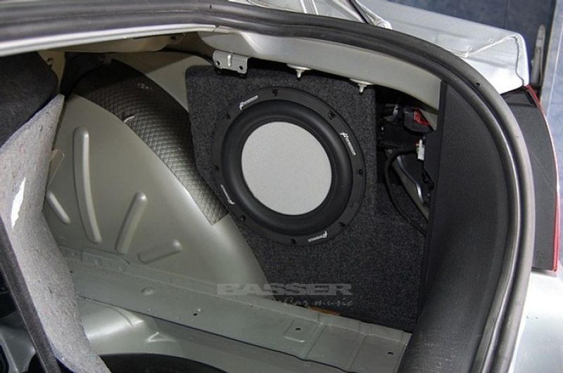 Baslåda Peugeot 407 Sedan 10" -04-10
