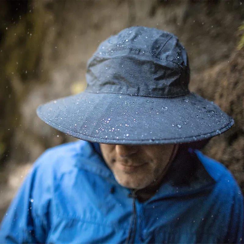 Ultra Adventure Storm Hat