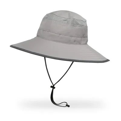 latitude-hat-quarry-front-ss20-2500px_63ec52ea-4305-464a-b0ae-b0e761866ca2