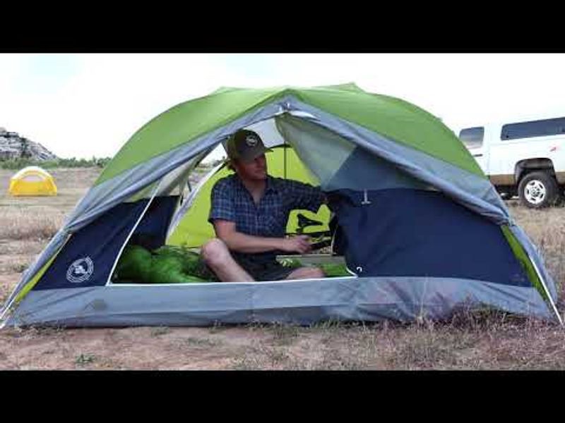 Blacktail 3 Hotel