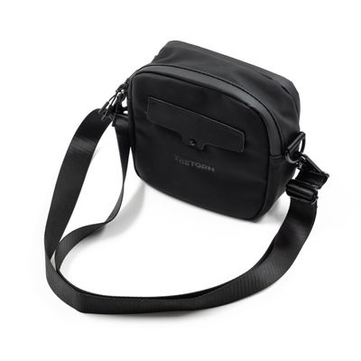 PU CROSSBODY BAG Vattentät väska