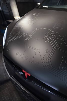 OMEGA SKINZ OS-628 Black Bullet Vinyl